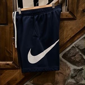 Nike Sportswear Club Navy Blue fleece men’s shorts size S Never worn.